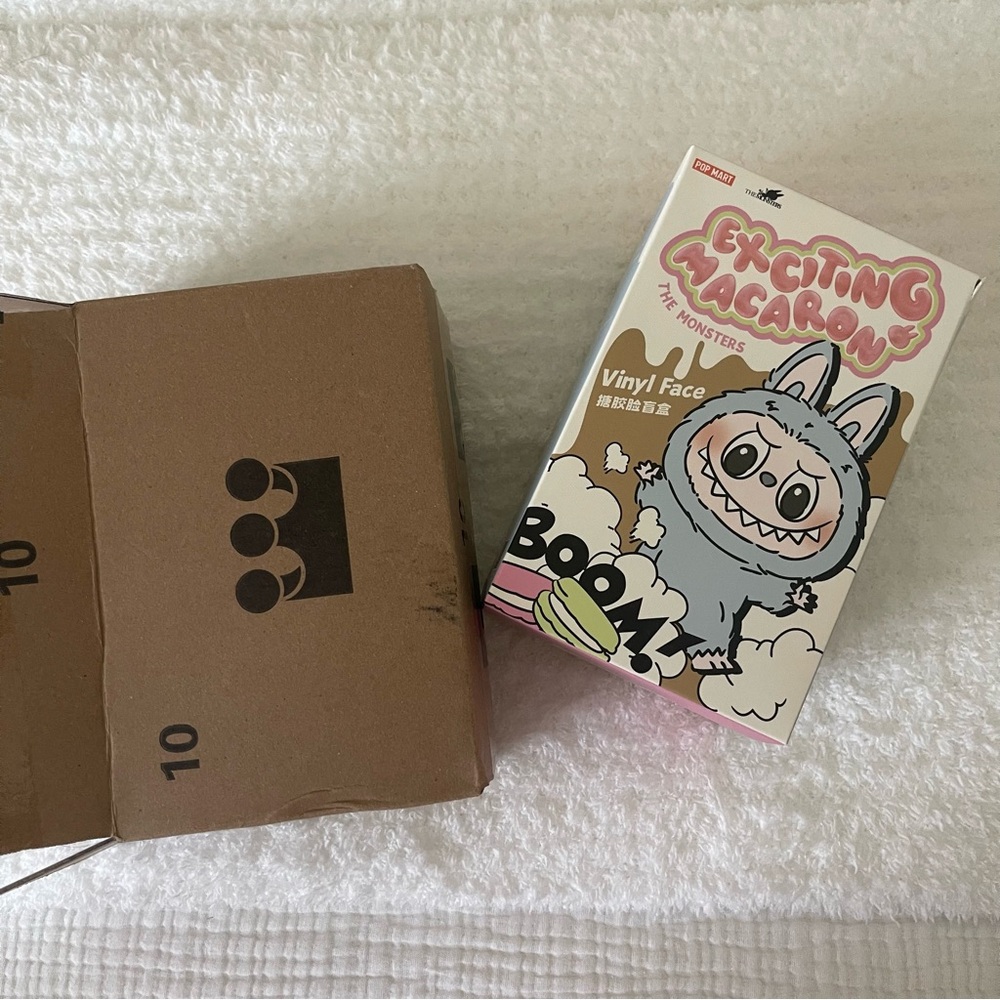Labubu Exciting Macaron Series Vinyl Face Blind Box